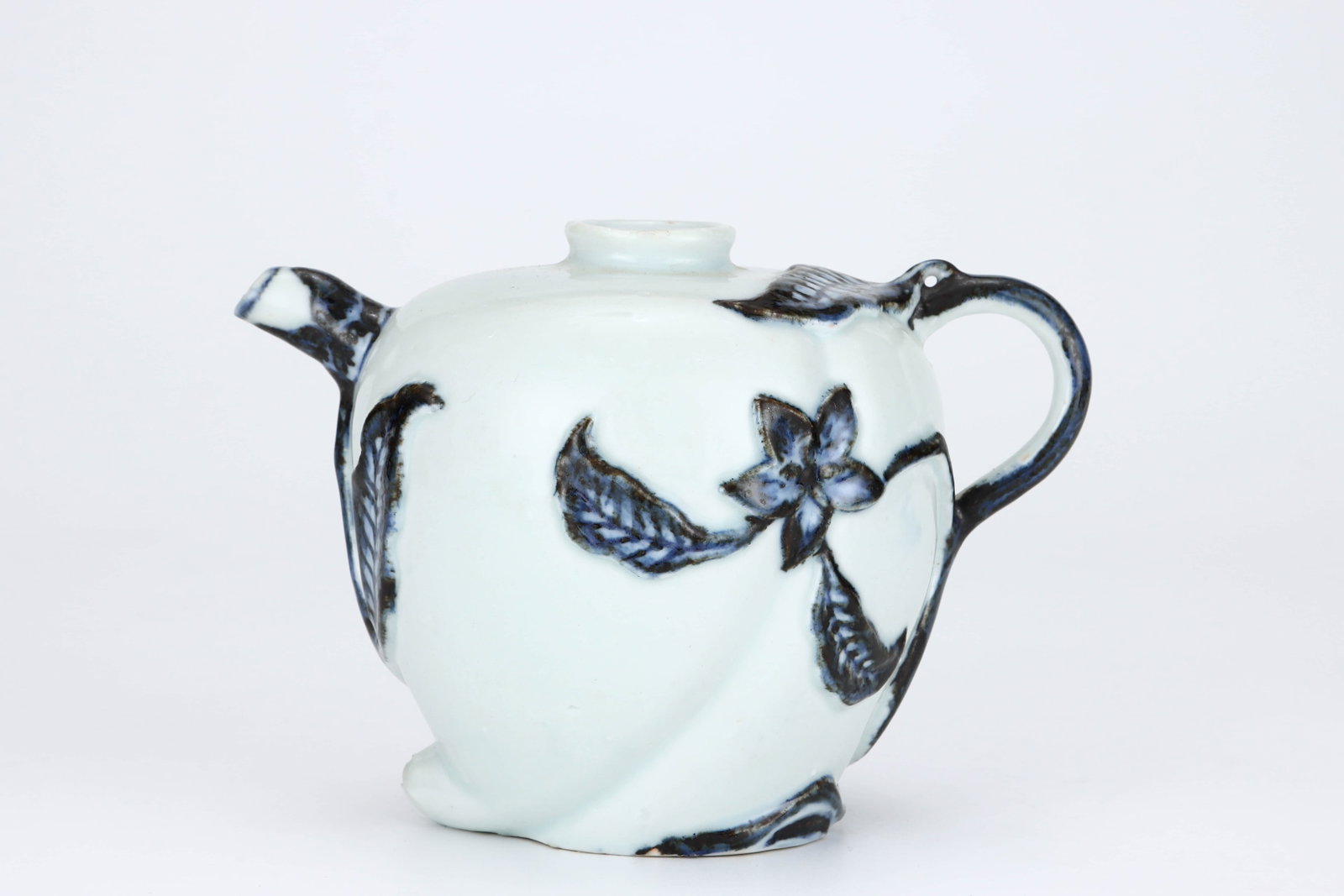 Ming Yongle blue-and-white embossed flower pot - 2