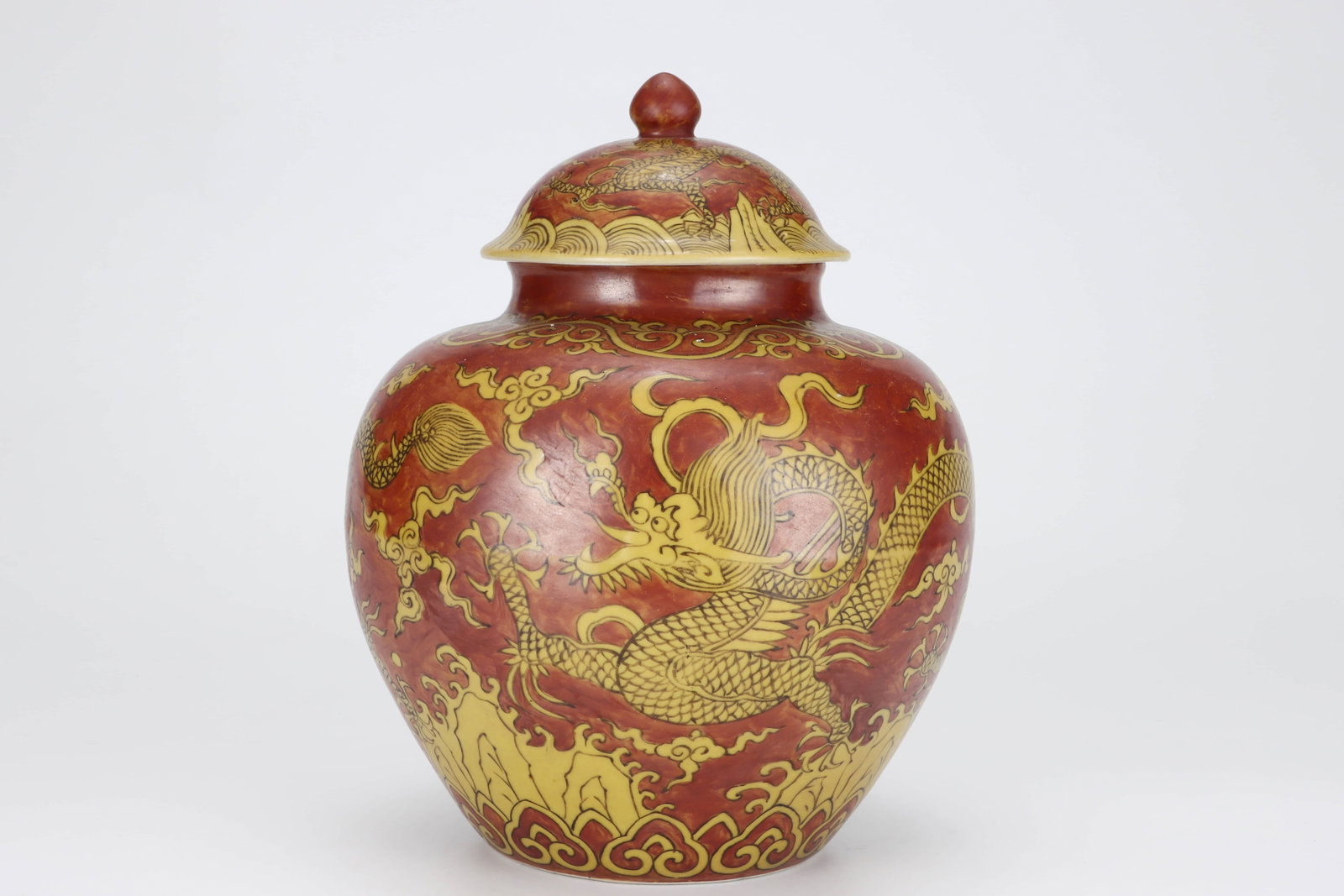Ming Jiajing Huang Shang Hong Long Wen Gai Guan - 2