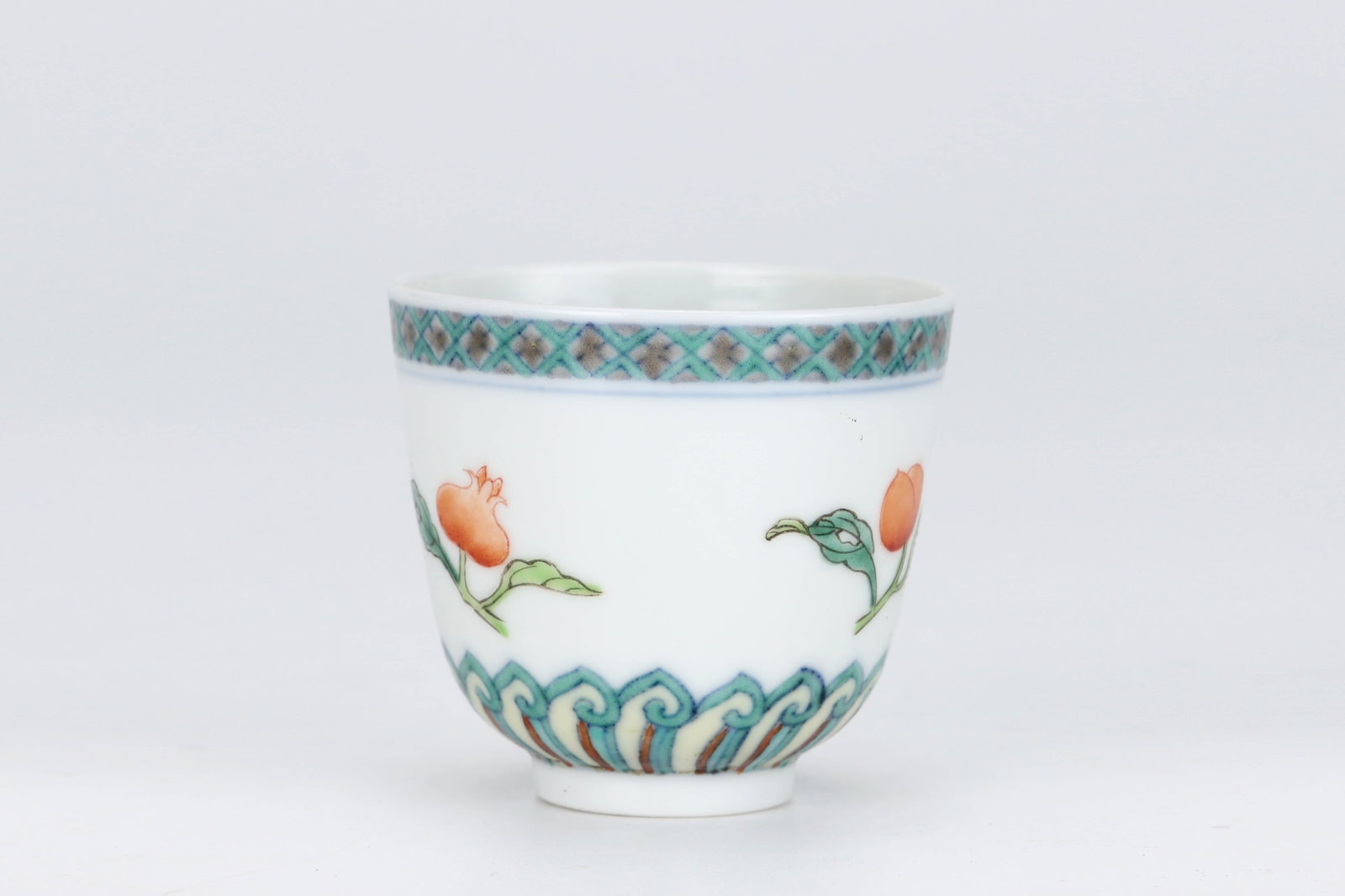 Qing Yongzheng Doucai Shoutao Cup - 6