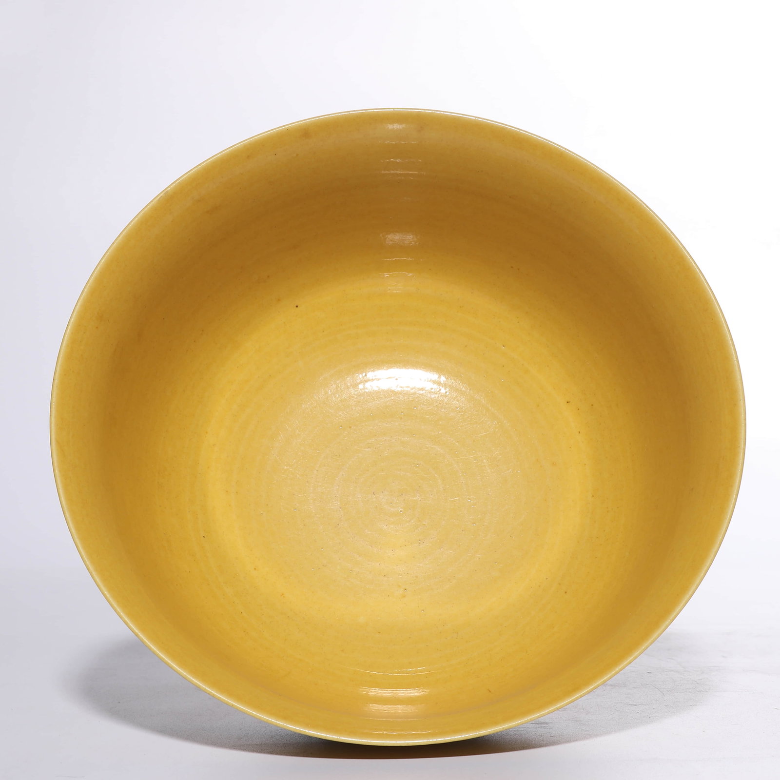 Qing Dynasty Qianlong Period Yellow Ground Green Decoration Kui Dragon Pattern Bowl - 4