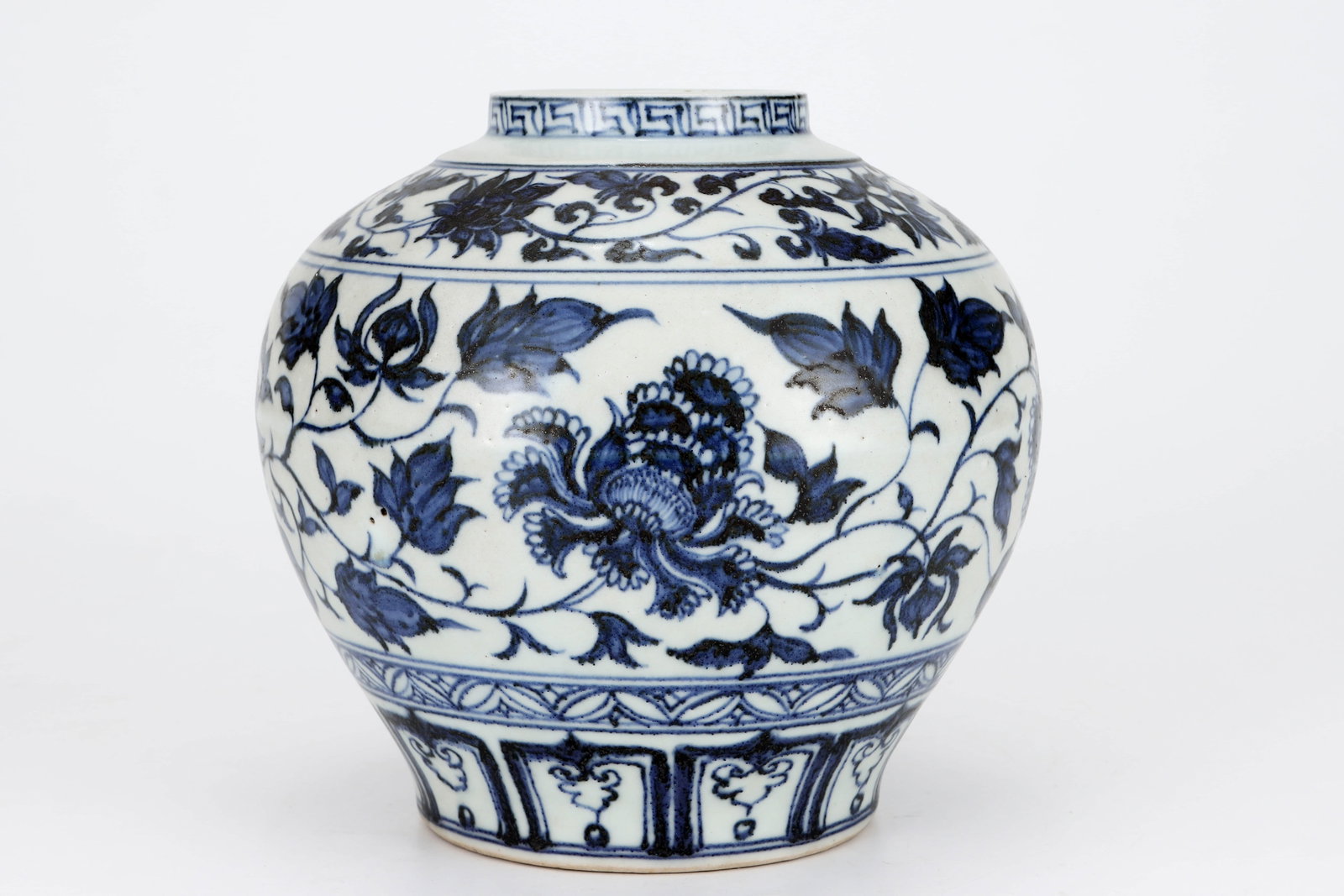 Yuan blue-and-white peony pattern jar with tangled branches - 2