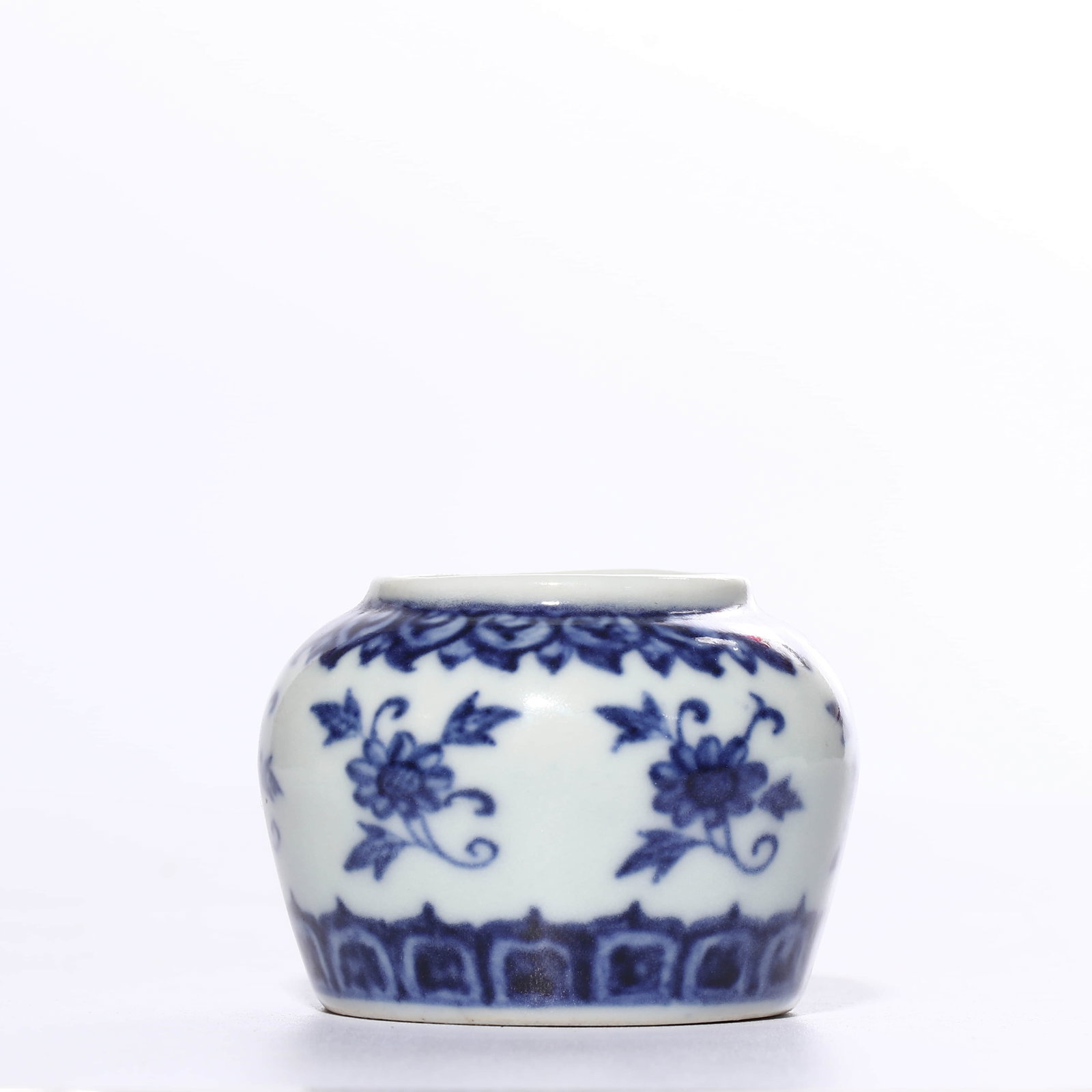 Blue and White Flower Pattern Water pot, Xuande Period - 2