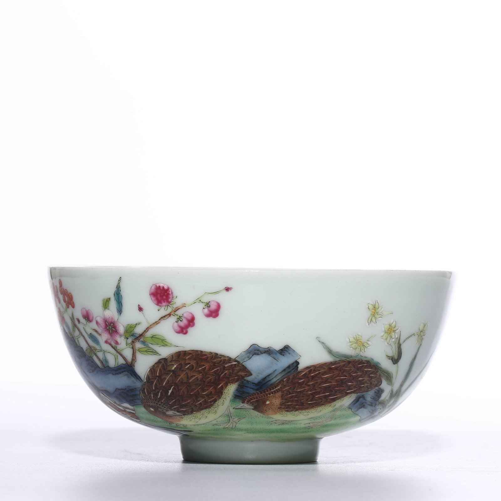 Qing Yongzheng Enameled Bowl with Picture of Peaceful Spring Message - 2