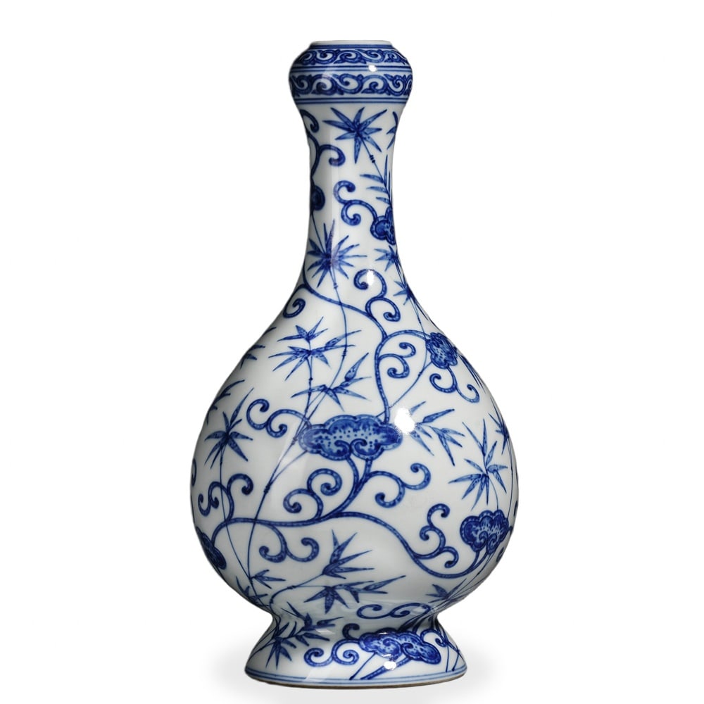 YONGZHENG BLUE AND WHITE 'BAMBOO AND LINGZHI' GARLIC-HEAD VASE (1 of 3)