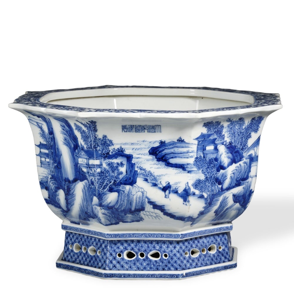 QIANLONG BLUE AND WHITE OCTAGONAL PLANTER WITH 'CONTINUOUS LANDSCAPE AND FIGURES' (1 of 2)