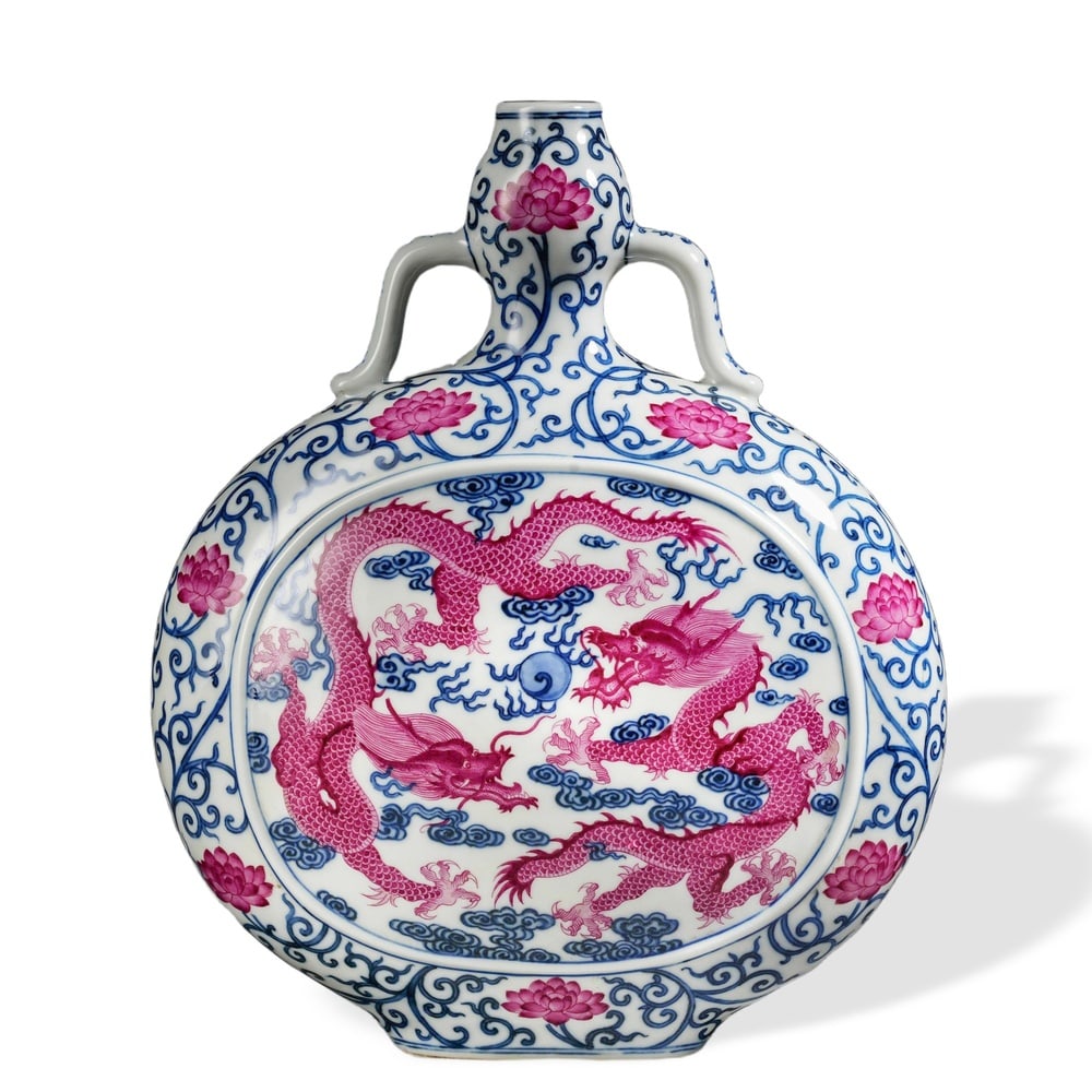 QIANLONG BLUE AND WHITE AND COCHINEAL-RED 'DRAGONS' MOON FLASK (1 of 3)