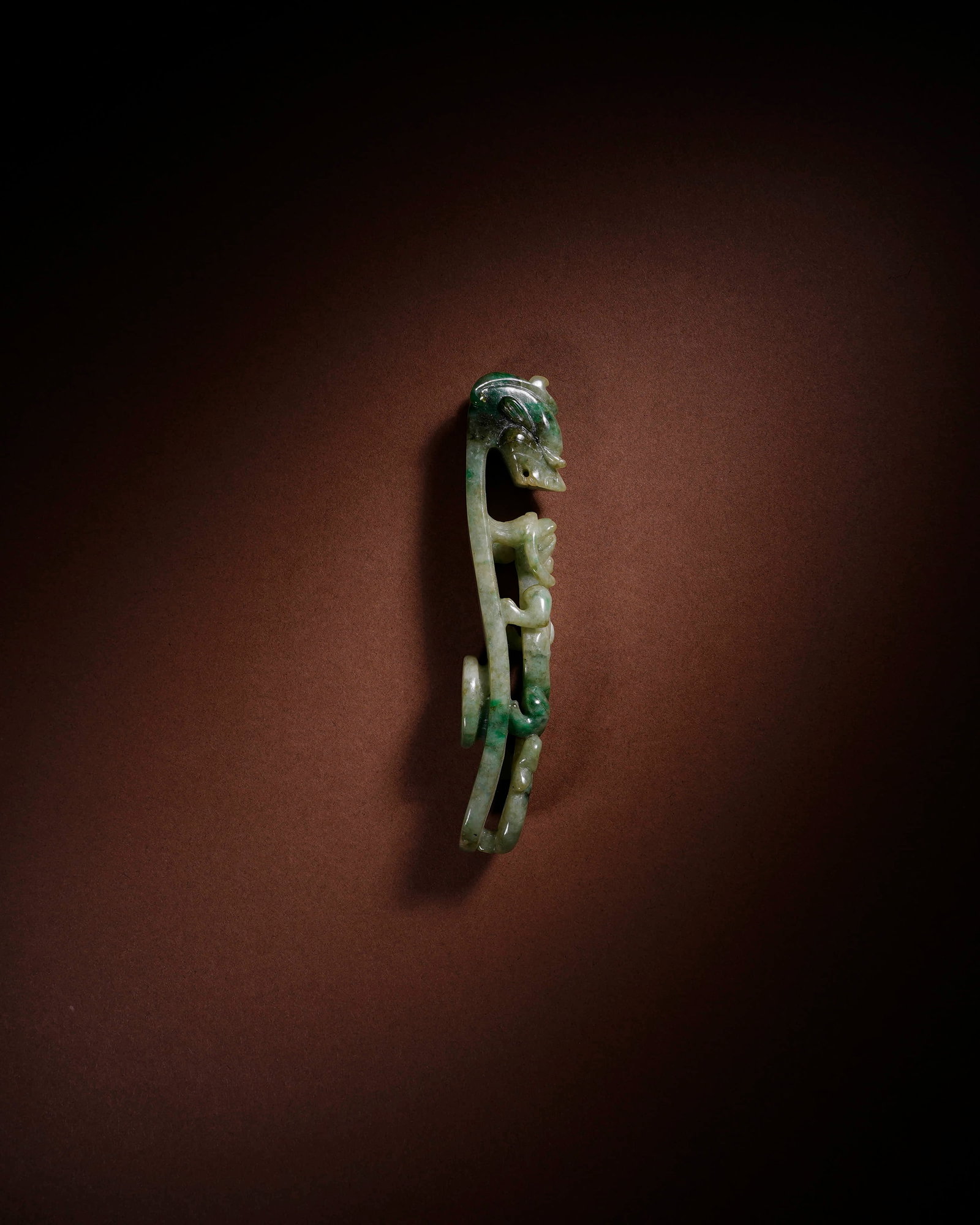 Jade dragon with hook - 2