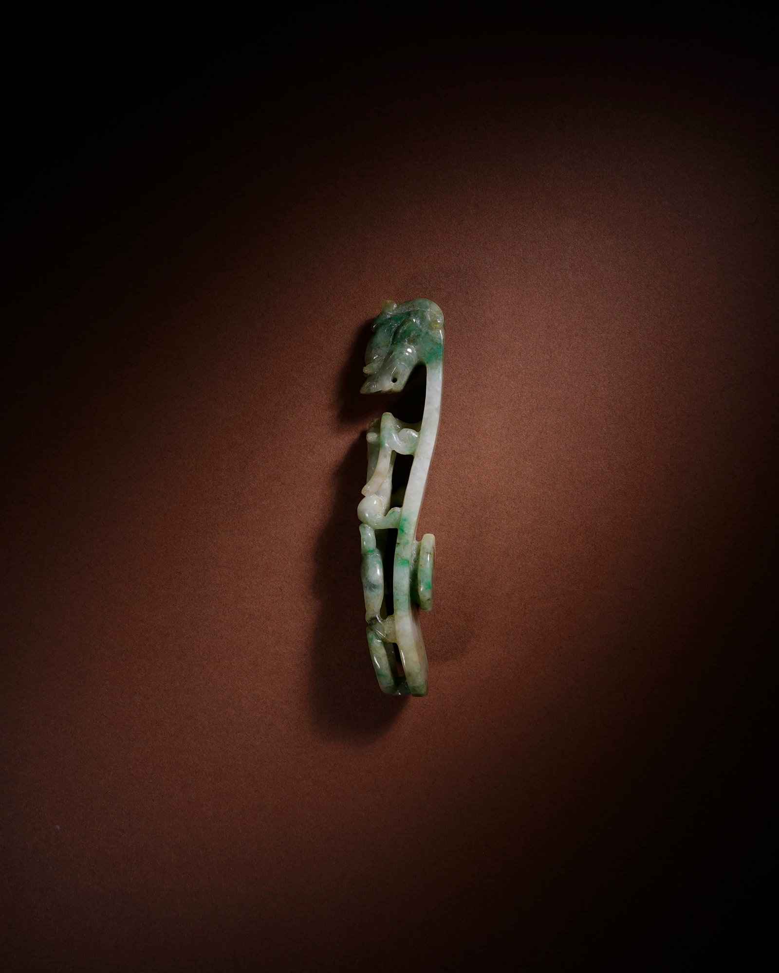 Jade dragon with hook - 3