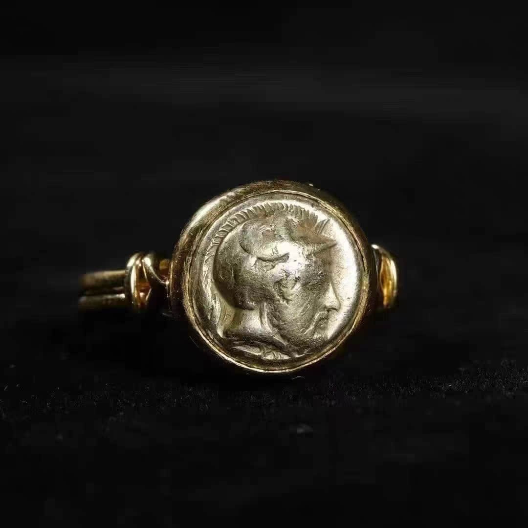 Ancient Greek amber gold coin ring Ares (1 of 5)