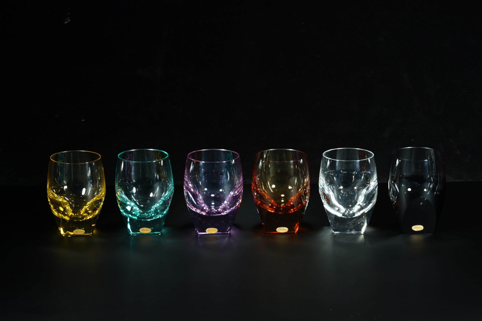 This set of Czech MOSER crystal glass whisky glasses in the Art Deco style of 1970s and 1980s.: Age: 1970s and 1980s.Style: Art Deco styleMaterial: crystal glassBrand logo: See the etched logo and oval paper label at the bottom.Size: height 11 cm, cup mouth diameter 7.5 cm.Origin: MOSER Crystal 