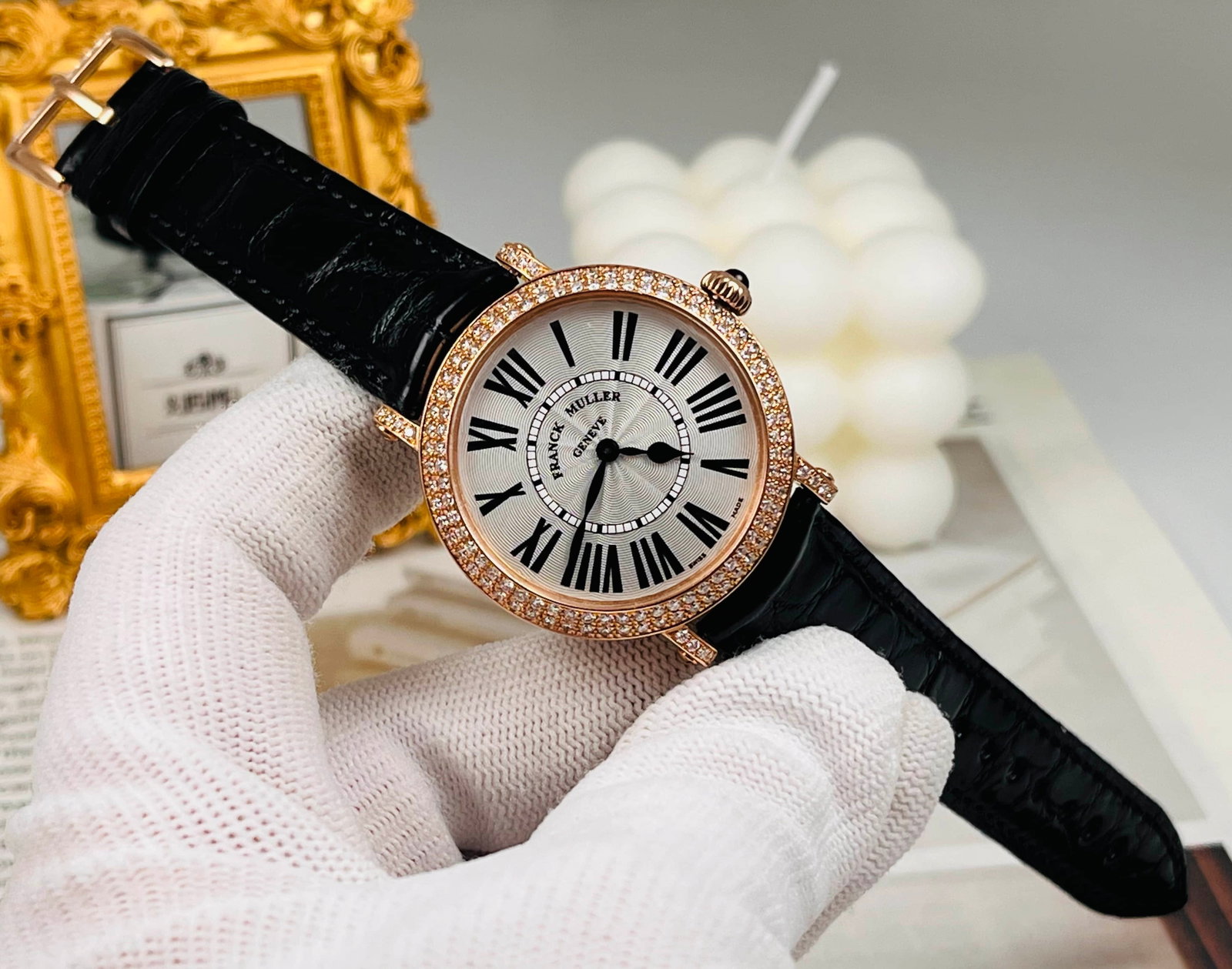 Frank muller.8035 qzcol drmd ladies' watch: Frank Mueller. 8035QZ COL DRM D ladies' wristwatch ND: 35 crocodile leather strap radiated silver white 18k rose gold original diamond perfect.