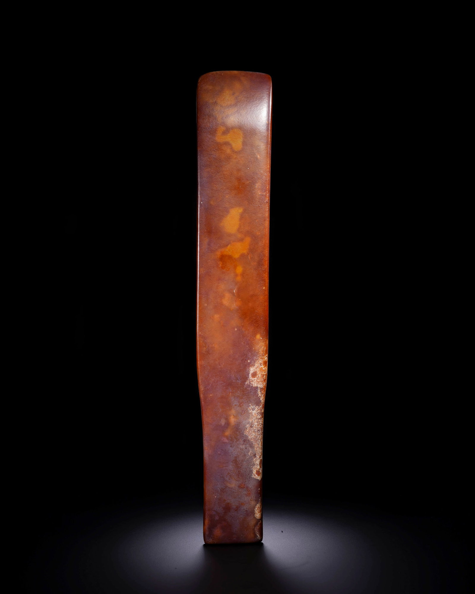 Neolithic jade GUI-shaped device: L:5.7cm H:36.1cm