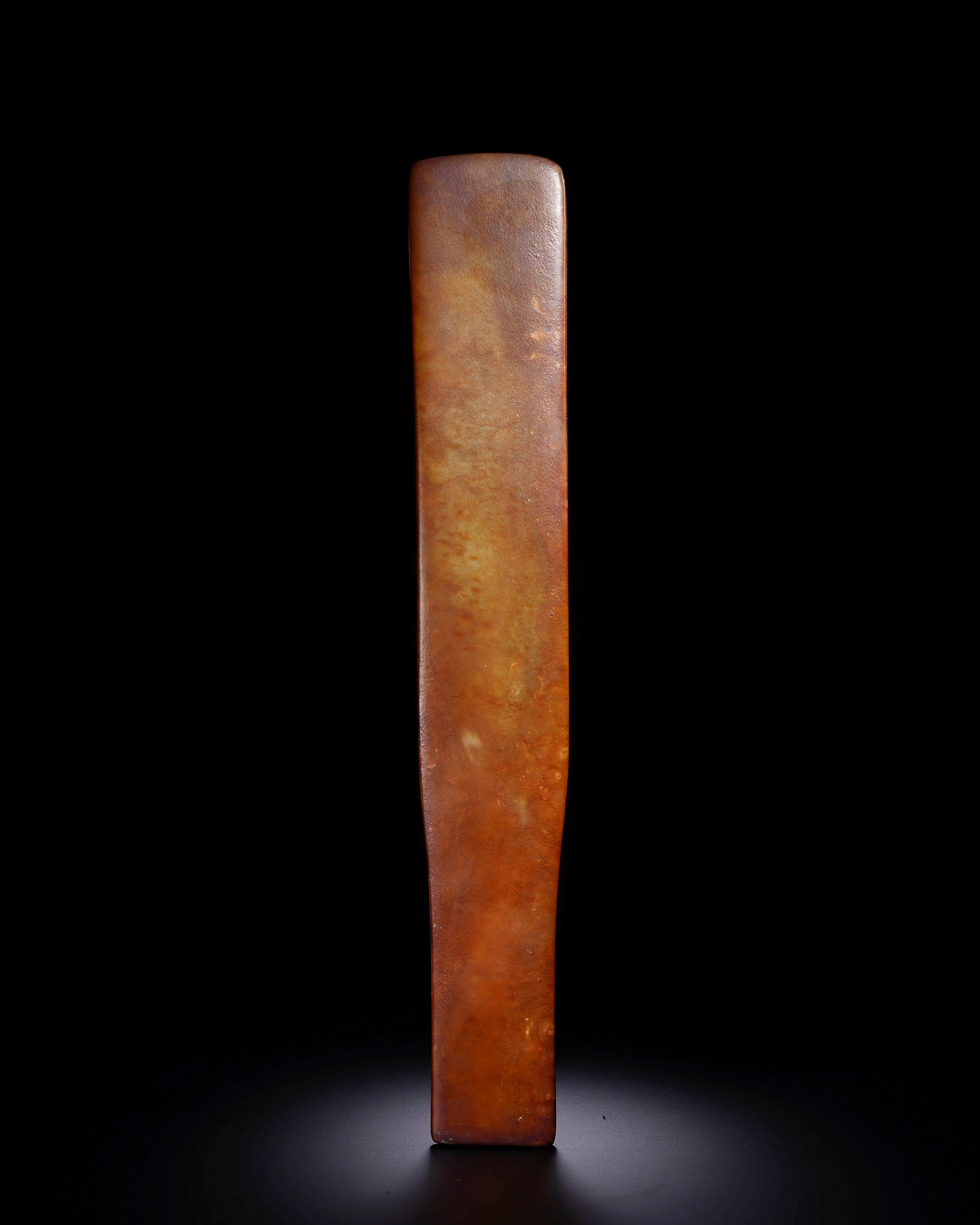 Neolithic jade GUI-shaped device - 2