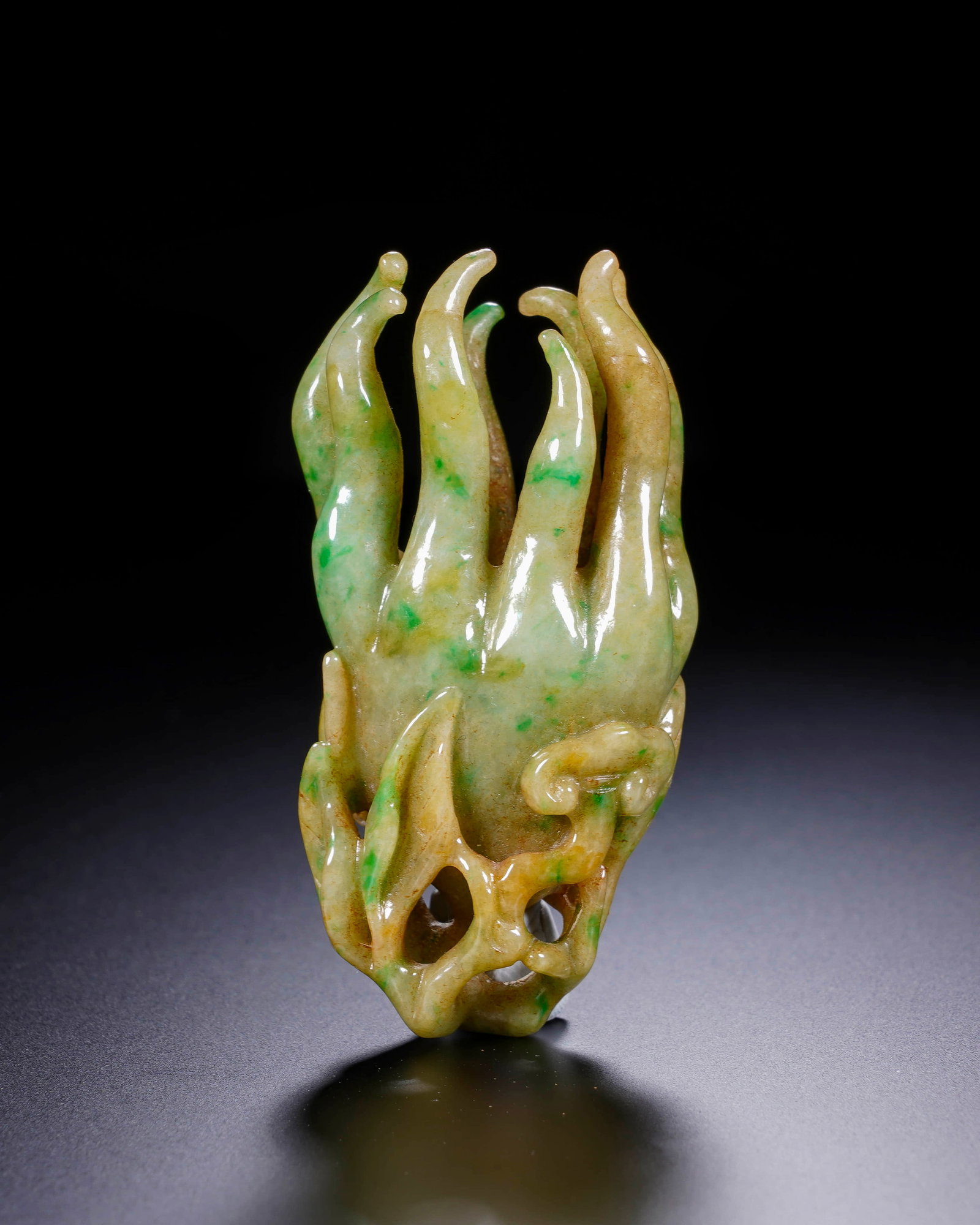 Jade bergamot ornaments: L:3cm H:6cm