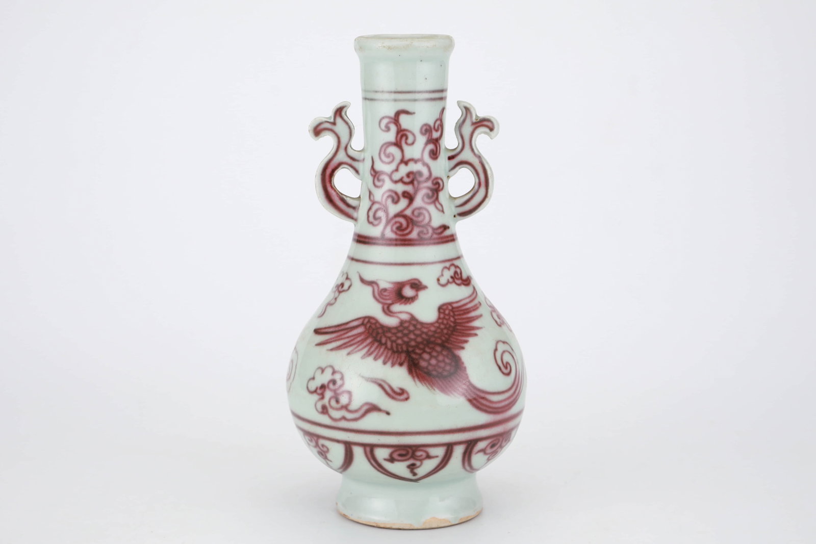 Ear bottle with red cloud and phoenix pattern in bright glaze - 4