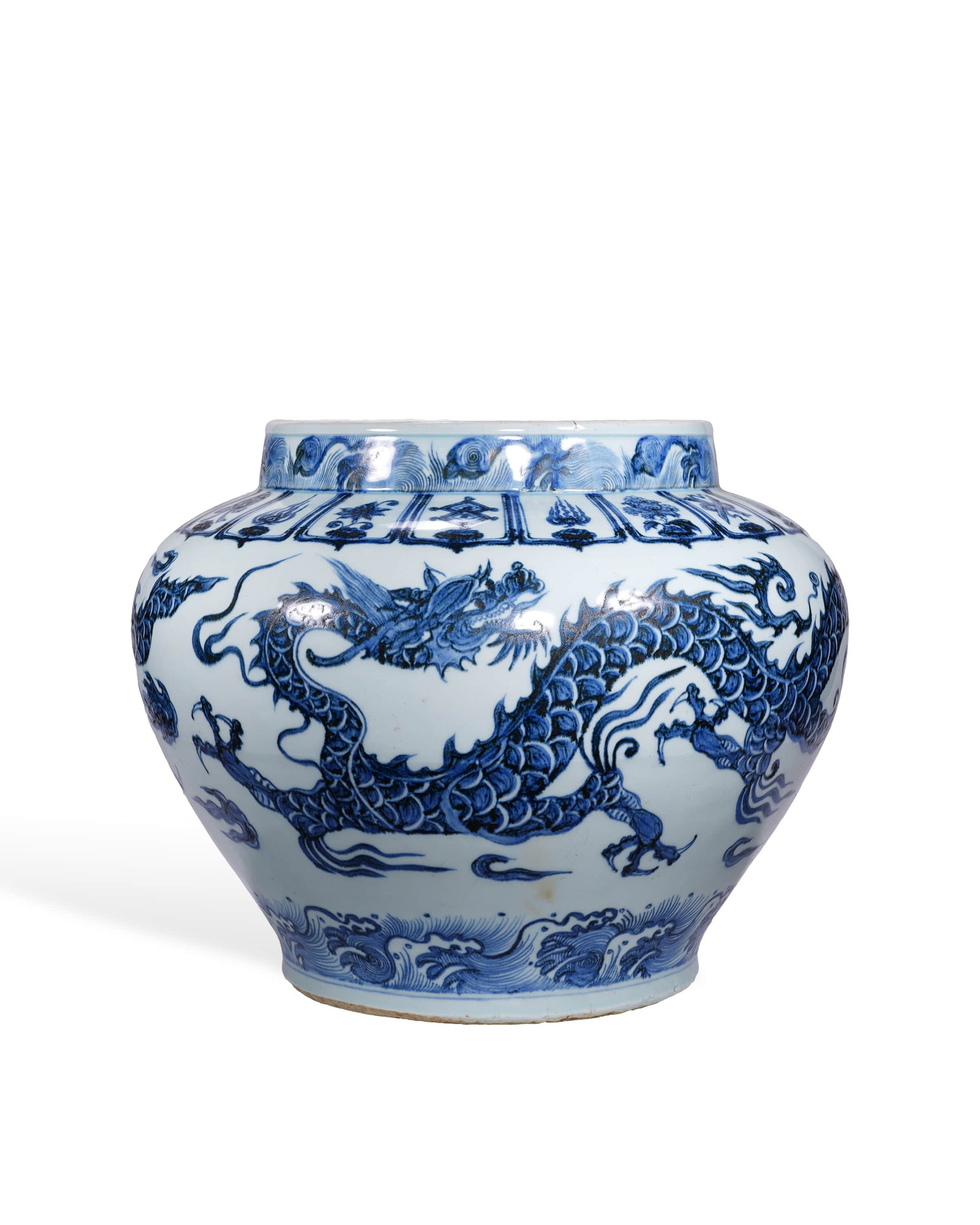 Yuan Qing Hua yun long Wen cauldron: L:33.5cm H:28.5cm