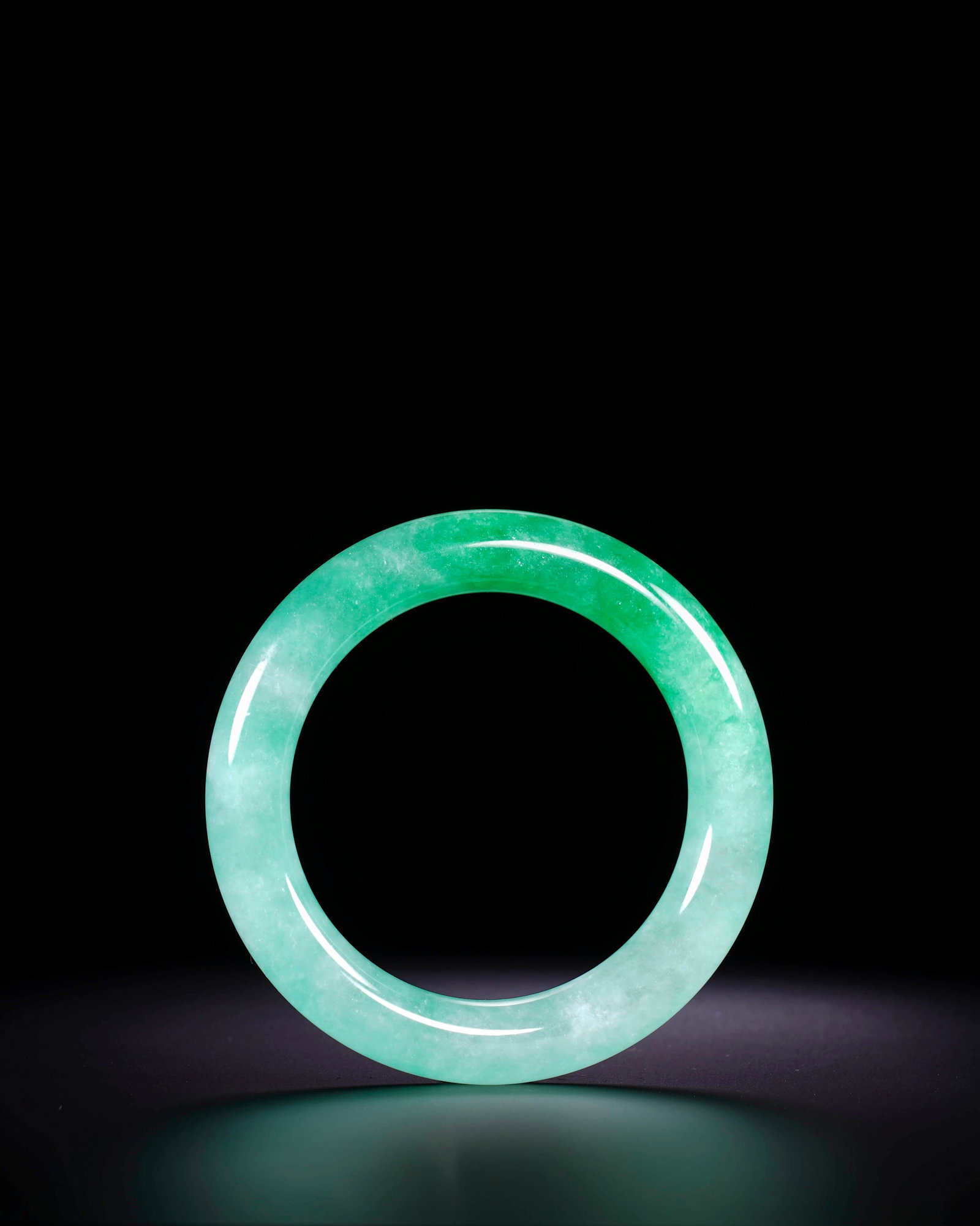 Clear round jade bracelet - 2