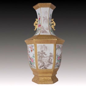 A Huge Famille-Rose Gold Ground Flower and Bird Pattern Double-Ears Vase