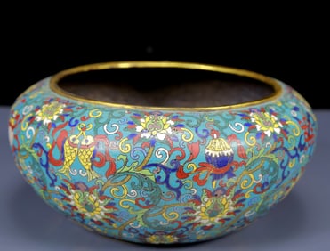 An Exquisite Cloisonne Lotus and Eight Treasures Pattern Jar