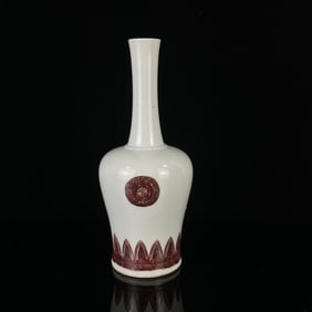 An Exquisite Underglaze-Red Vase