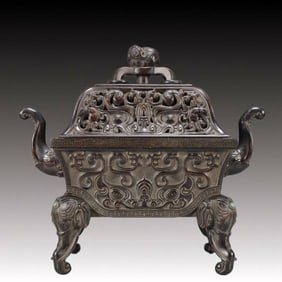 An Exquisite Zitanwood Dragon Pattern Elephant-Ears Censer