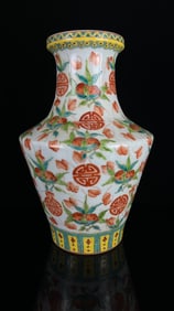 A Huge Famille-Rose Bats and Peach Pattern Vase