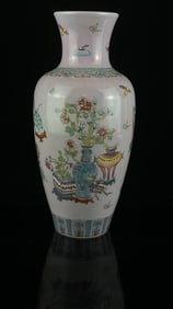 An Exquisite Enamel Bogu Pattern Vase