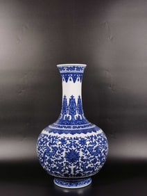 A Rare Blue and White Lotus and Phoenix Pattern Vase
