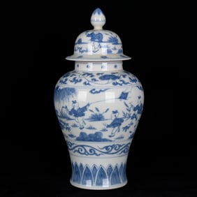 An Exquisite Blue and White Character and Story Pattern Cover Jar