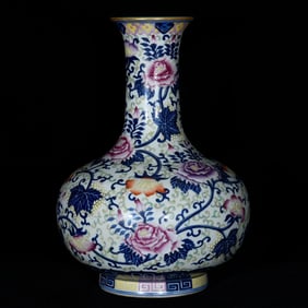 A Rare Doucai Painted Gold Flower Pattern Vase