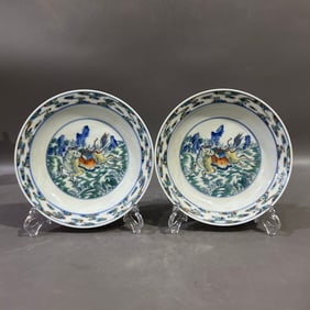 A Pair of Exquisite Doucai Seawater,Auspicious Cloud and Horse Pattern Plates