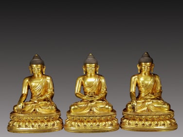 A Set of Solemn Gilt Bronze Statue of Sakyamuni