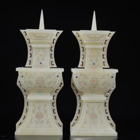 A Pair of Exquisite White Jade Flower Pattern Vases