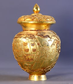 An Exquisite Gilt Bronze Figure Pattern Cover Jar