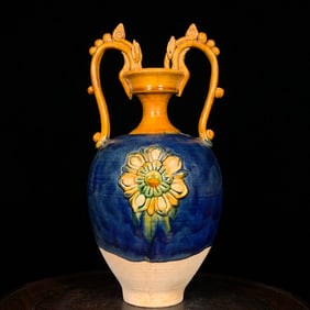 A Rare Tang Tri-Color Glazed Pottery Flower Pattern Dragon-Ears Vase
