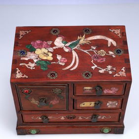 An Exquisite Huali wood Inlaid Gems Flower and Bird Pattern Box
