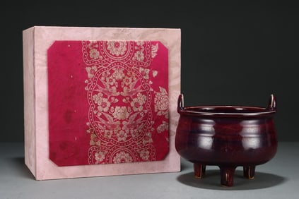 An Exquisite Jun yao Double-Ears and Tripod Censer