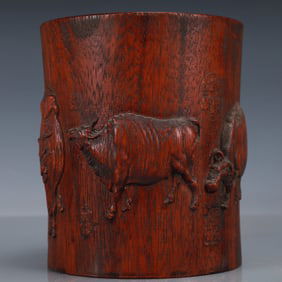 An Exquisite Huanghuali wood Buffalo Pattern Brush Pot