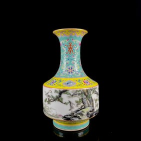 An Exquisite Enamel Pine and Crane Pattern Vase