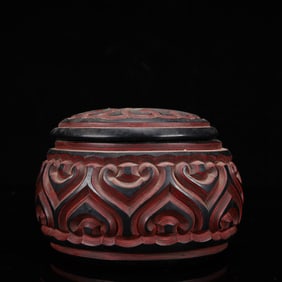 An Exquisite Carved Lacquer Jar with Cover