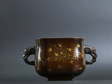 An Exquisite Gilt Bronze Elephant-Ears Censer