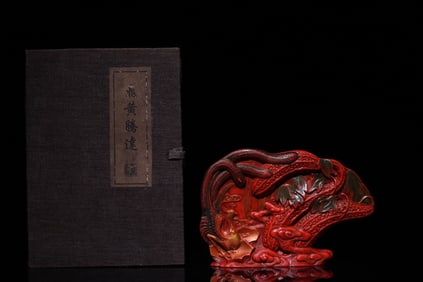 A Pair of Exquisite Cinnabar Flower and Bird Pattern Ornaments