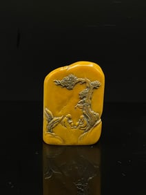 An Exquisite Shoushan Stone Figure Pattern Seal