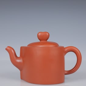 An Exquisite Purple Sands Teapot