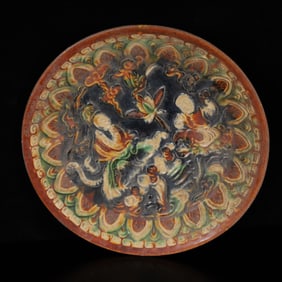 An Exquisite Tang Tri-Color Glazed Pottery Character and Story Pattern Plate