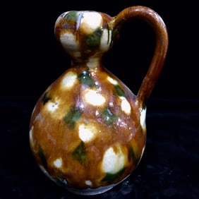 An Exquisite Tang Tri-Color Glazed Pottery Pot