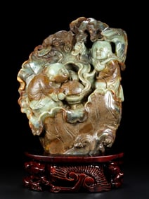 An Exquisite Gaogu yu Figure Ornament