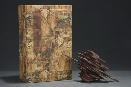 A Rare Eaglewood Ornament