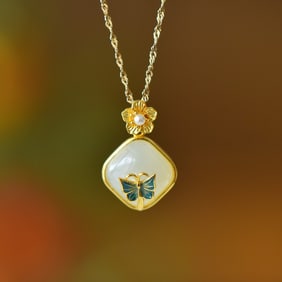 An Exquisite Sterling Silver Inlaid White Jade Butterfly Pattern Necklace