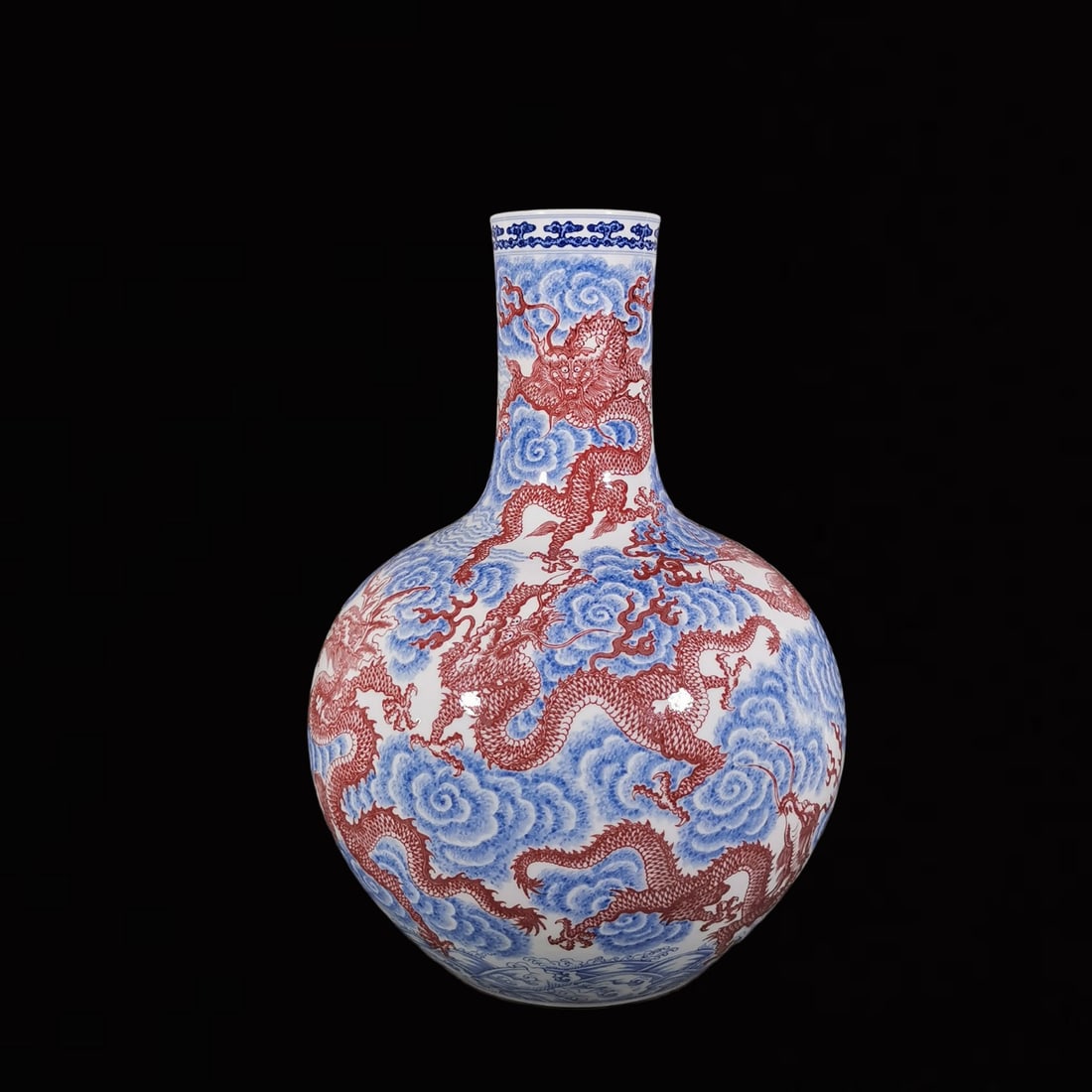 A Exquisite Blue and White Underglaze-Red Dragon Pattern Vase (1 of 8)